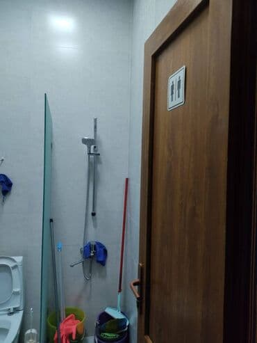 sumqayitda arenda obyekt: Xətai metrosunun yaxınlığında yerləşən ümumi sahəsi 150kv,m olan,3 — 6