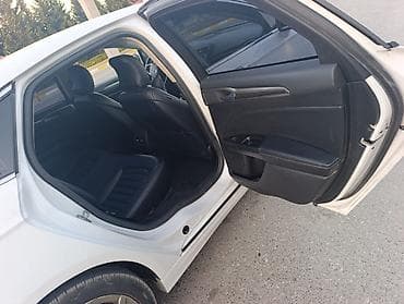 fusion: Ford Fusion: 1.5 l | 2018 il 163000 km Sedan — 5