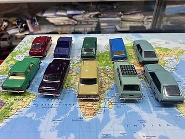 Sovet avtomobillərinin metal kolleksiya modelləri dəsti.Moskvich Masin — 4