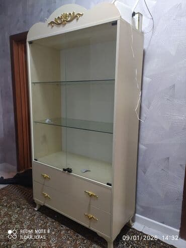 Ticarət tərəziləri: Şüşəli dolab vitrini, İşlənmiş — 2