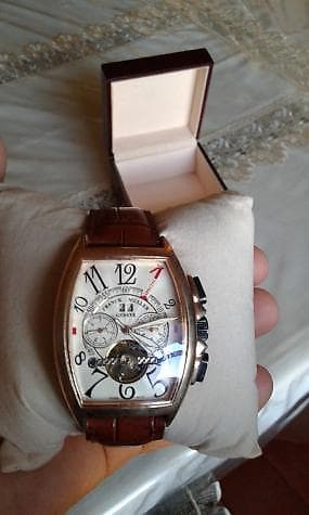 Smart qolbaqlar: İsveçrənin yüksək xarakteristikası, müasir stil və ahəngdarlığıyla — 1