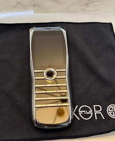 duyməli telefonlar: XOR – lüks düyməli mobil telefon - Korpus: cilalanmış metal gövdə — 2