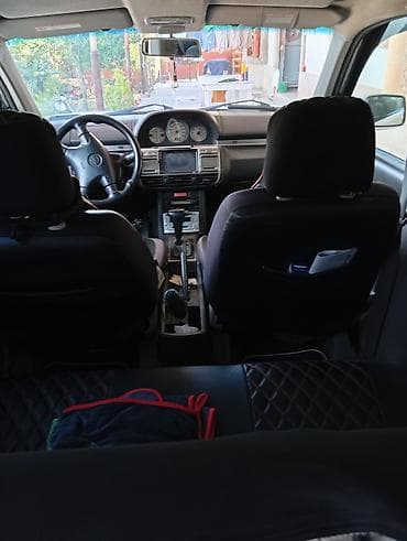 nissan mini: Yaxşl vəziyətdədir udar yoxdu 10ildi məndədir təcili satıram gedirəm — 8