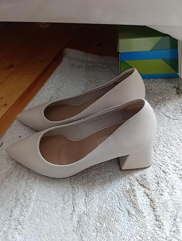 jordan ayaqqabı: Brend: Donna Cavaletti Model: Klassik qapalı qadın tuflisi - Rəng — 1