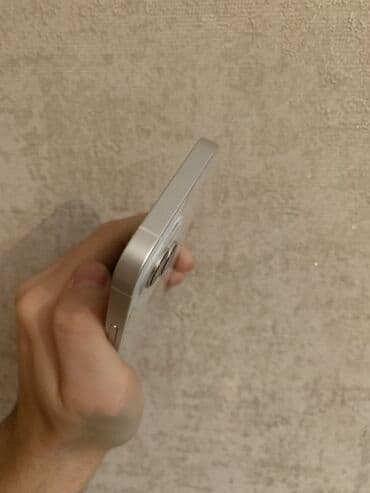 Nokia: IPhone 14, Ağ, Face ID — 6