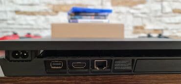 pencekler 2020: PlayStation 4 slim 500 gb -2 orijinal pult -4 disk Salam. təcili — 3