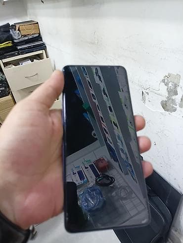 philips xenium 9@9h: Tecno Spark 10 Pro, 256 GB, İki sim kartlı — 1