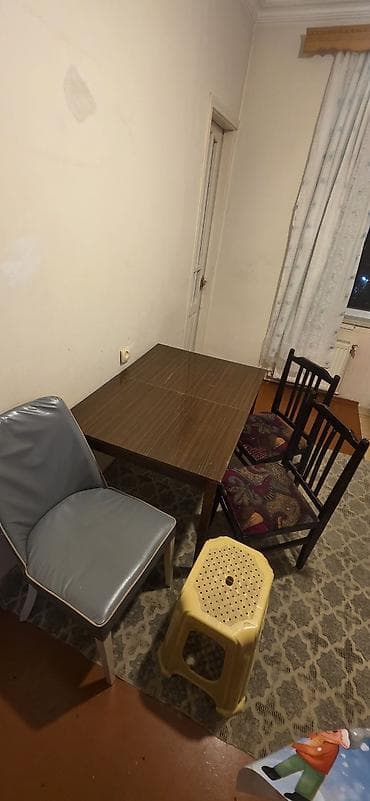 Qonaq otağı üçün, İşlənmiş, Açılan, Dördbucaq masa