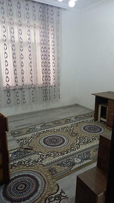 1 otagli evler: Xaçmaz şəhərində həyət evi kirayə verilir. 🏠 Ev yaşayış üçün tam — 4