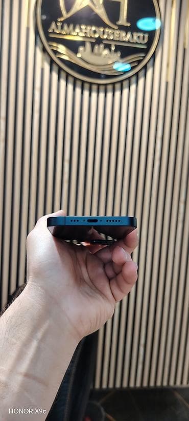 iphone 13 pro ekranı: IPhone 13, 128 GB, Qara, Zəmanət, Simsiz şarj, Face ID — 7
