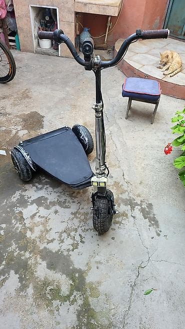 Üçtəkərli elektrikli skuterlə rahat və sabit hərəkət! Məhsul təsviri