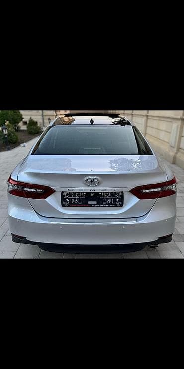 2107 teker: Toyota Camry: 2.5 l | 2021 il Sedan — 3