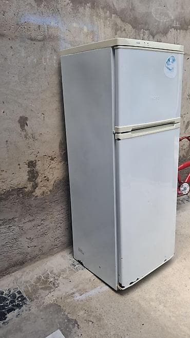 printer satilir: Iki kamerali soyuducu - Üst hissədə ayrıca dondurucu bölmə - Aşağıda — 7