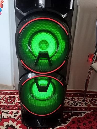 LG XBOOM partnyor səs sistemi - Güclü ikiqat woofer quruluşu: iri