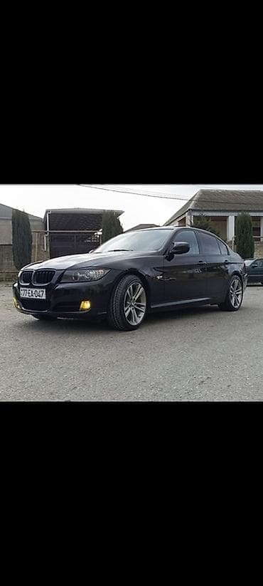 BMW 3 series: 2 l | 2010 il Sedan — 2