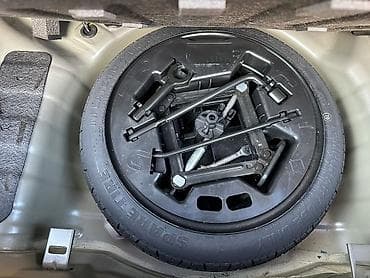 audi a8: Kia Morning, mavi rəng, şəhər üçün yığcam və iqtisadi hetçbek — 3