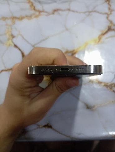 keys sat: IPhone 14 Pro, 128 GB, Qızılı, Face ID — 3