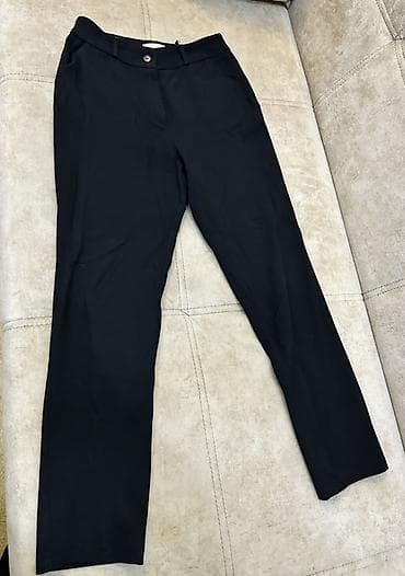 Paltolar: Qara klassik qadın şalvarı 40 razmerdir, S, M geyinə bilər. Klassik — 1