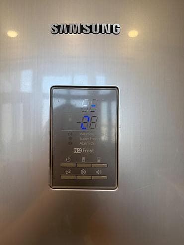 sharp soyuducu: Samsung soyuducu No frost En 60 Hündülük 1,76 Tam əla vəziyətdə — 2