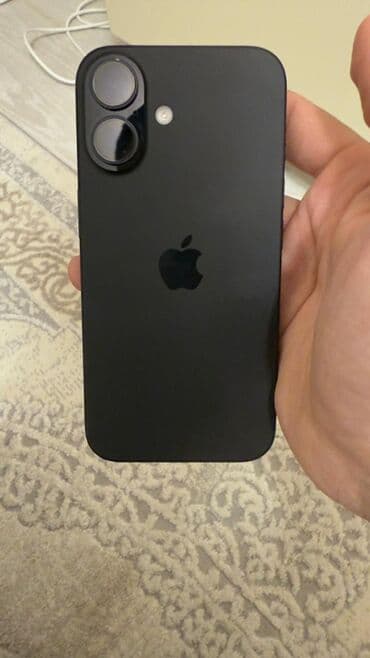 led fanar: IPhone 16, 128 GB, Qara — 3