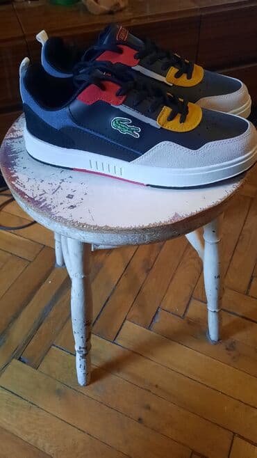 Lacoste kişi idman ayaqqabısı - Model: aşağı profilli, krujevalı