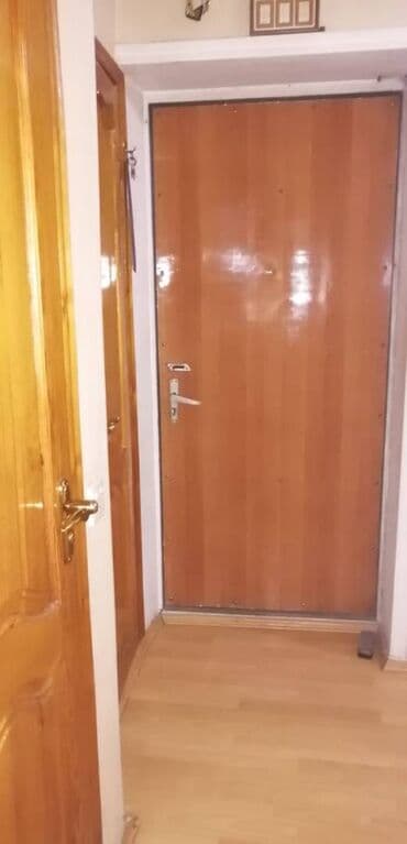 lənd kuruzer ucun led işıq lupası hardan tapmaq olar: Bakı, 2 otaqlı, Köhnə tikili, m. Memar Əcəmi, 50 kv. m — 8