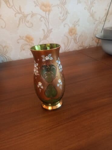 suse caynikler: Rəng - Yaşıl, Şüşə — 4