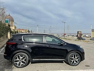 hyundai avante 2008: Kia Sportage: 2 l | 2015 il Krossover — 4