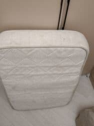 Manejlər: Mothercare qatlanan uşaq çarpayısı/oyun maneci Üstündə hədiyyə qalın — 6