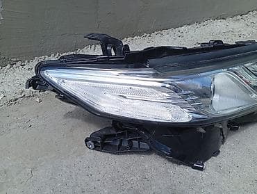 led isiqlar: Sağ, Yaxın və uzaq vuran işıqlar Toyota, 2022 il, Orijinal, Yaponiya, Yeni — 2