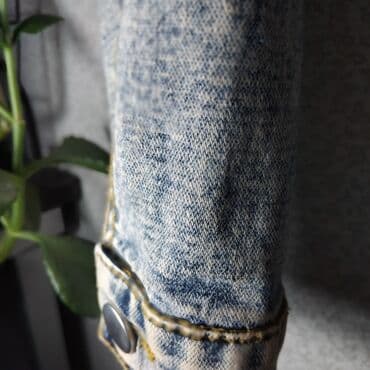 cins pencekler instagram: Denim cins gödəkçə - Rəng və yuma: Açıq-mavi/boz tonlarda vintaj — 3