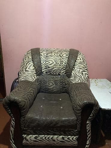 Divan və kreslo dəstləri: İşlənmiş, Divan, Divan, Bazasız, Açılan — 5
