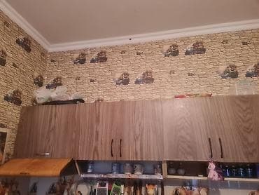 kuxna skafi: Mətbəx mebeli dəsti - Üst modul: taxta teksturalı laminat fasadlar, 4 — 2