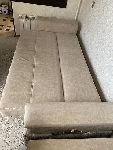 Ev və bağ: Bej rəngdə transformasiya olunan yumşaq mebel dəsti - Tərkib: 1 divan — 6