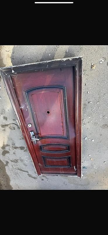 Məhəccərlər: Mənzil üçün İşlənmiş Giriş qapısı Glazok ilə, Zəmanətsiz, Ünvandan götürmə — 1