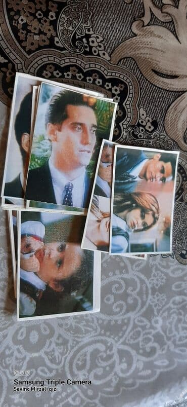 проигрыватель пластинок баку: 90 cı illərin nakleykaları satılır. Biri 2 manata.(200ə yaxındı) — 1