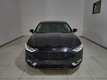 vito disk: Ford Fusion sedan – qara rəng, aerodinamik kuzov və idman üslublu — 1