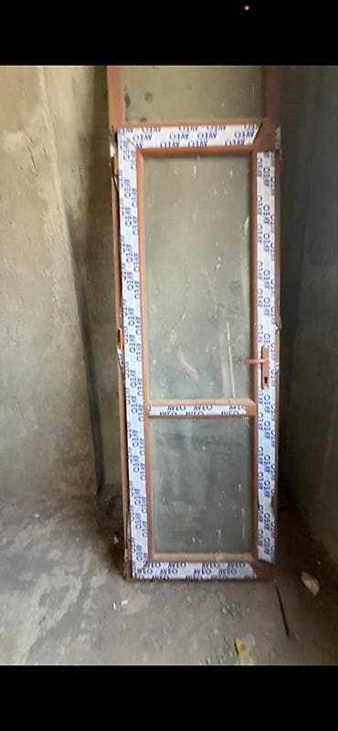 plastik kapı: PVC pəncərə və qapı dəsti - Material: PVC profil (üzərində istehsalçı — 4