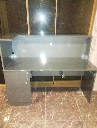 Düz masa, Polkalı, Siyirməli, Parlaq laminat