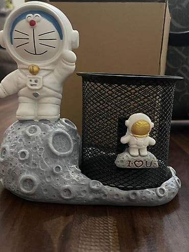 Канцтовары: Astronavt temalı masaüstü qələmqabı və dekor.Hec İşlənməyib Karobkadan — 1