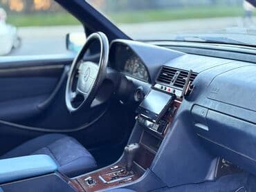 mersedes yan guzgulər: Mercedes-Benz C 180: 1.8 l | 1998 il Sedan — 17