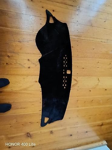 Avtomobil üçün panel örtüyü (dashboard mat) - Rəng: qara - Material lalafo.az -da Avtomobil üçün panel örtüyü (dashboard mat) - Rəng: qara - Material