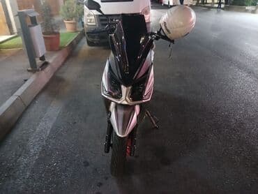 4 təkərli matasklet: Şəhər içi sürüşlər üçün ideal skuter. Xüsusiyyətlər: - Korpus: idman — 2