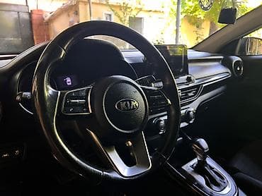 tesla satışı: Kia Forte: 2 l | 2019 il Sedan — 5