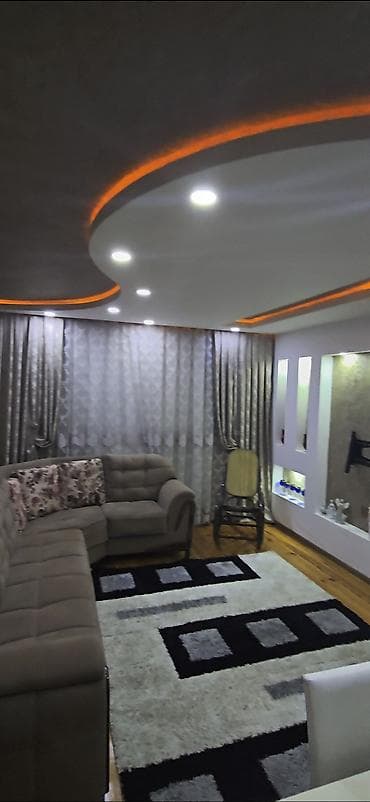 ikinci el matras: Mətbəx mebeli dəsti - Dizayn: Parlaq qara alt modullar və narıncı üst — 7