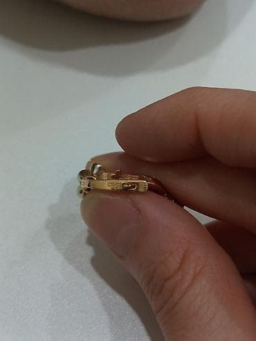 qızıl sırqalar: Sırğa — 2