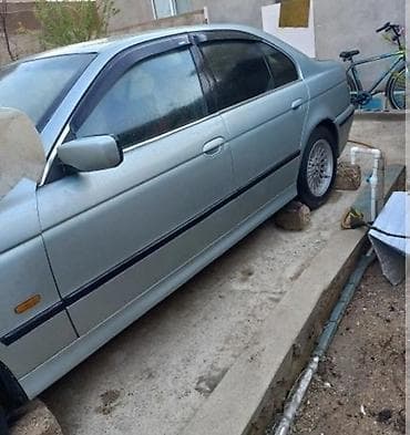 ford transit stop: BMW 5 Series sedan (E39) il1996 mator 2.5 .masin xadovoyunda hecbir — 5