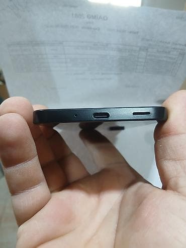 samsung c3782: Samsung Galaxy A17, 256 ГБ, цвет - Черный, Отпечаток пальца — 4