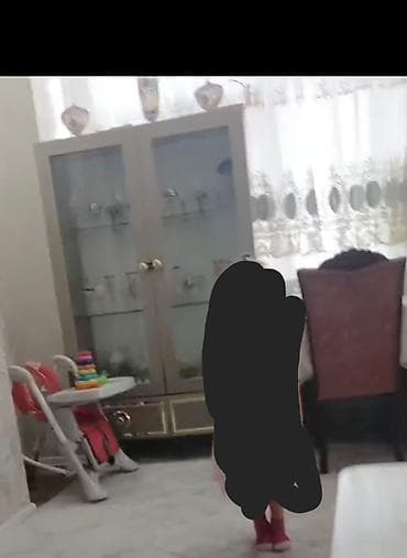 vitrin mağaza: Şüşəli dolab vitrini — 1