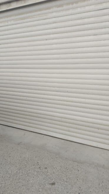 resotka qapilar: Nig💚 Jaluz qapı satlır qiymət 190 man ölçu 2,80,eni,hündür,2,90,unvan — 1